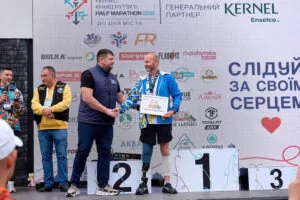 Kernel Khmelnytskyi Halfmarathon: понад 500 учасників об’єдналися заради підтримки Сил Оборони